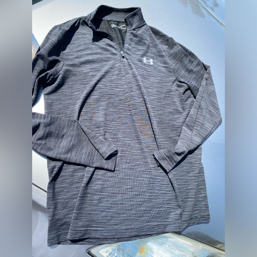 Under armour mens large thread Bourne long sleeve tech half zip top